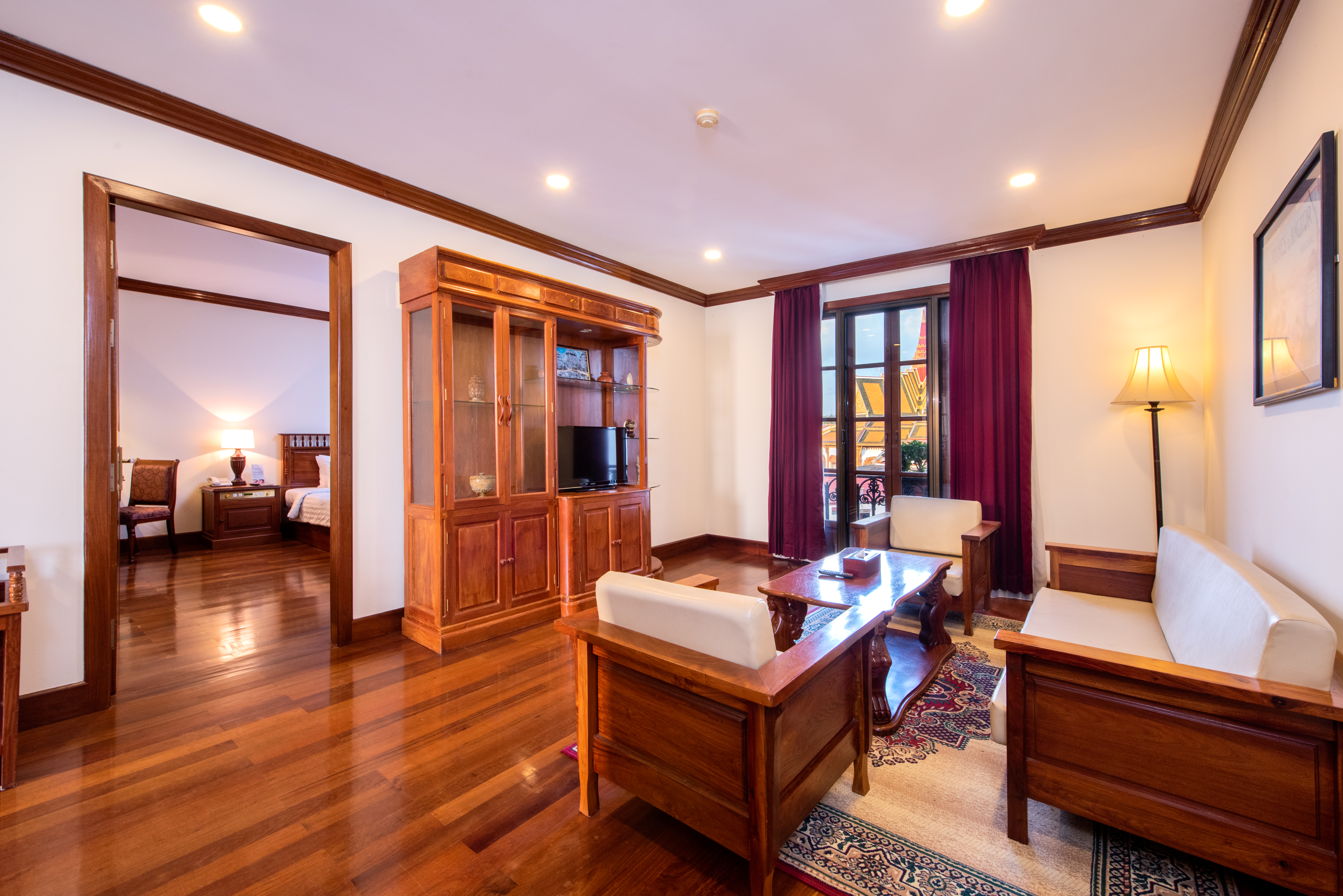 Junior Suite Living Room